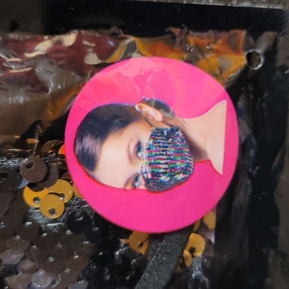 😷Adult Sparkle Mask - Picture 2 of 4